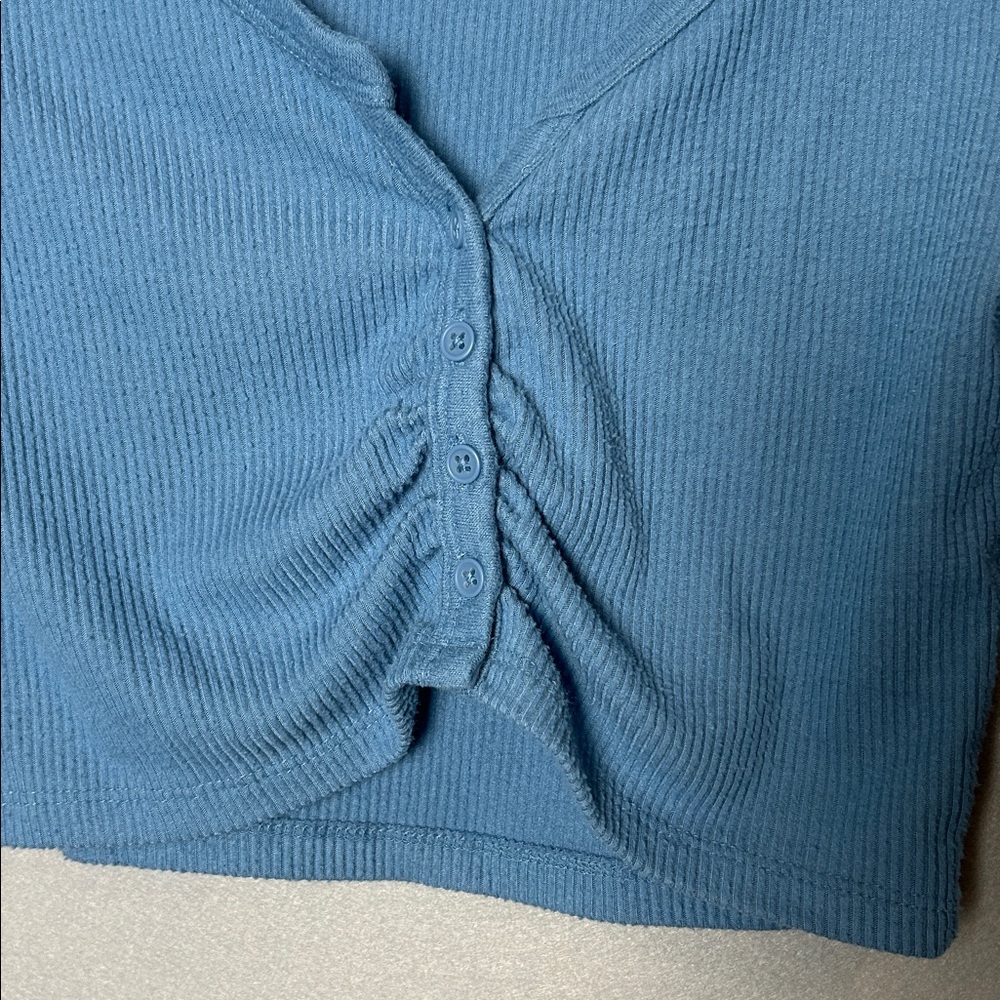 Urban Outfitters Light blue Ribbed Crop long sleeve top feminine casual cozy M - Picture 3 of 6